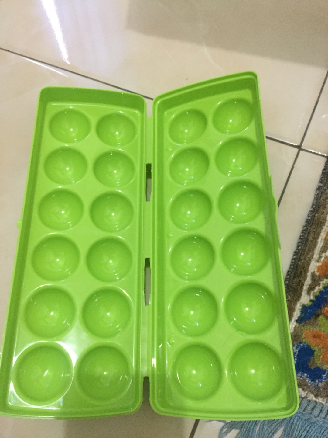 Tempat Telur Panjang Isi 12pc Tt1118