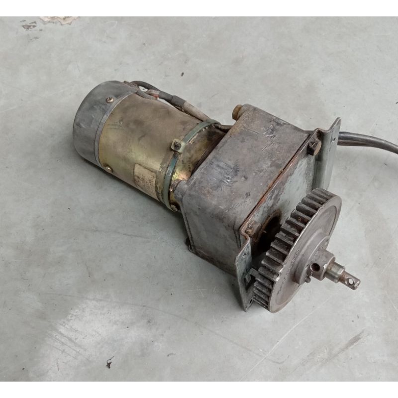 DC MOTOR TOKUSHU DENSO 24V 5A TD3152G-24F-9K240 HIG TORQUE