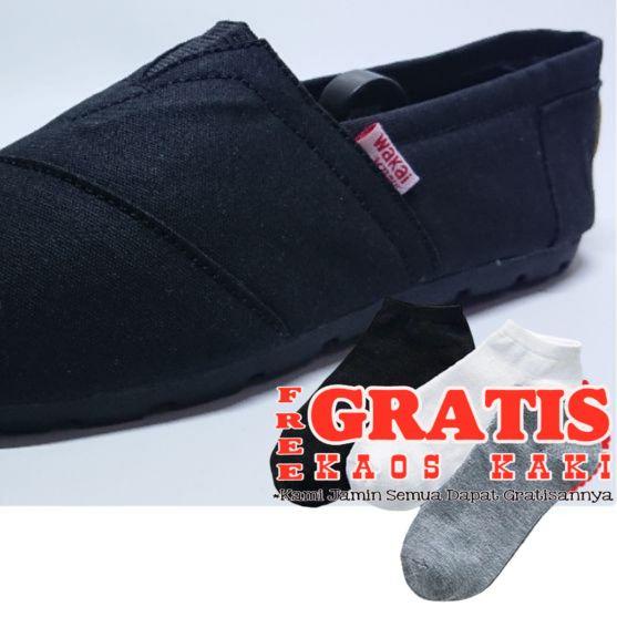 Sepatu Wakai Full Black Hitam Slip on Pria Wanita ( Ukuran 36 - 44 )£ Gratis Kaus Kaki ➼