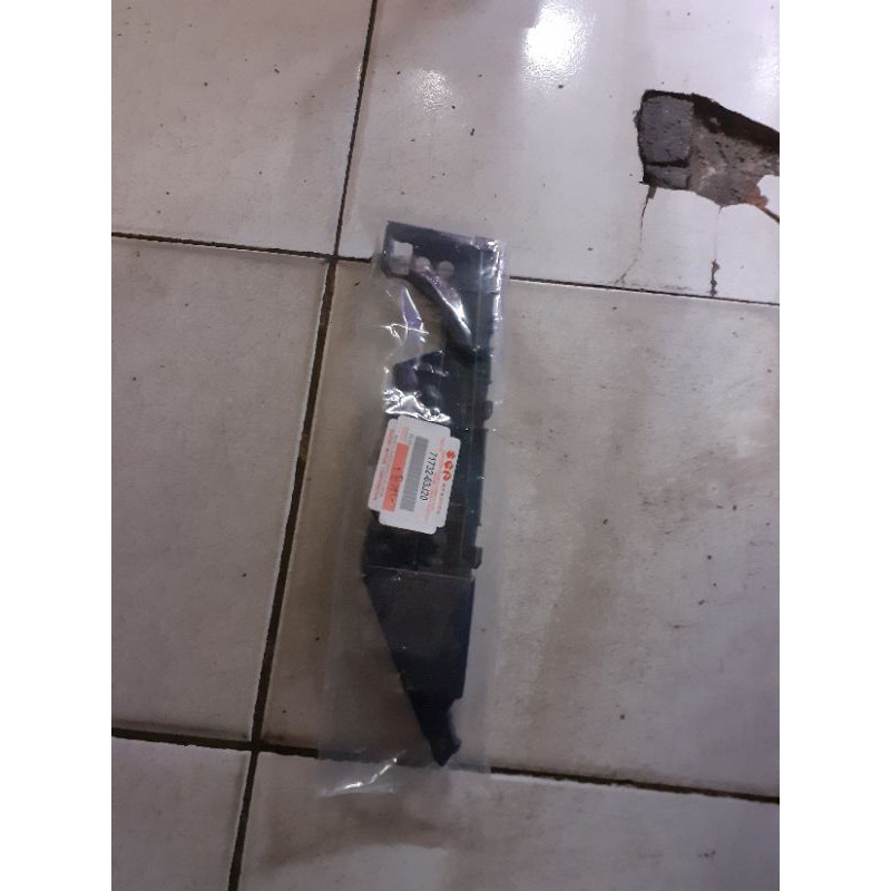 breket bemper depan suzuki swift 2006-2012