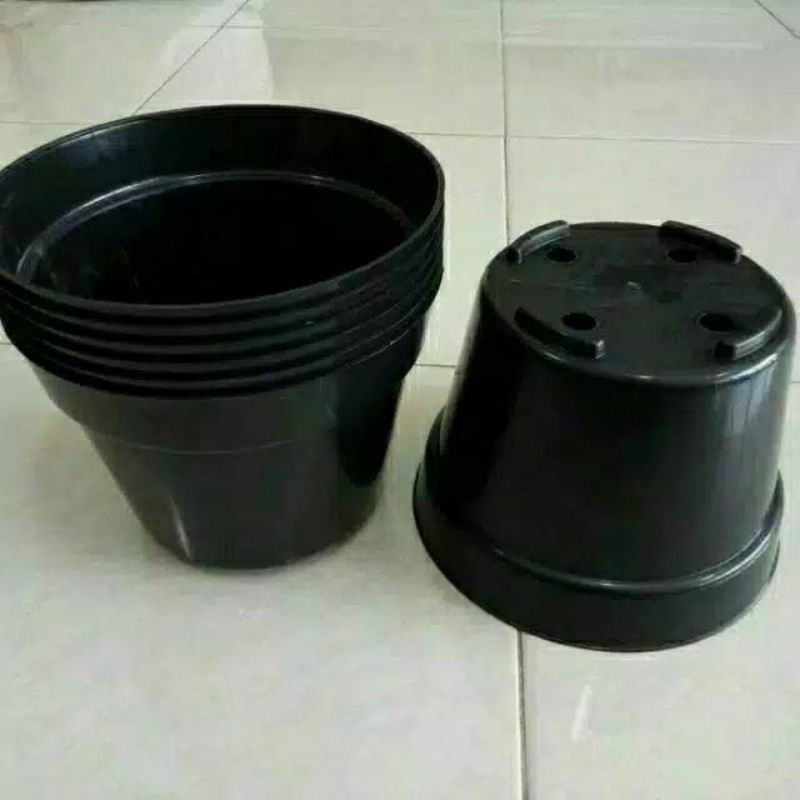 Pot bunga plastik hitam tebal 15cm