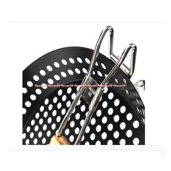 Celcio &amp; Co Bbq Accessories Barbeque Wok With Handle Alat Panggang Dengan Tangkai Tekuk Travel Traveling Panci Wajan Lubang Untuk Barbeque Panggangan