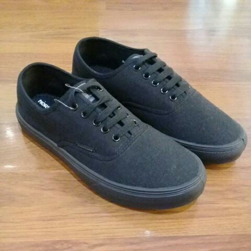 Sepatu Sekolah / School North Star