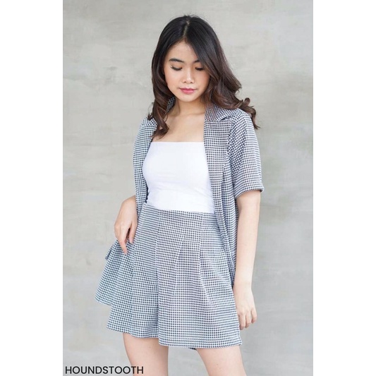 ZIMERMAN HOTPANTS (DS) / Celana Pendek Wanita