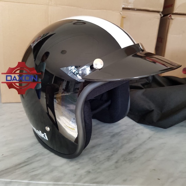 Helm Kawasaki W175 W 175 Retro ori dan baru