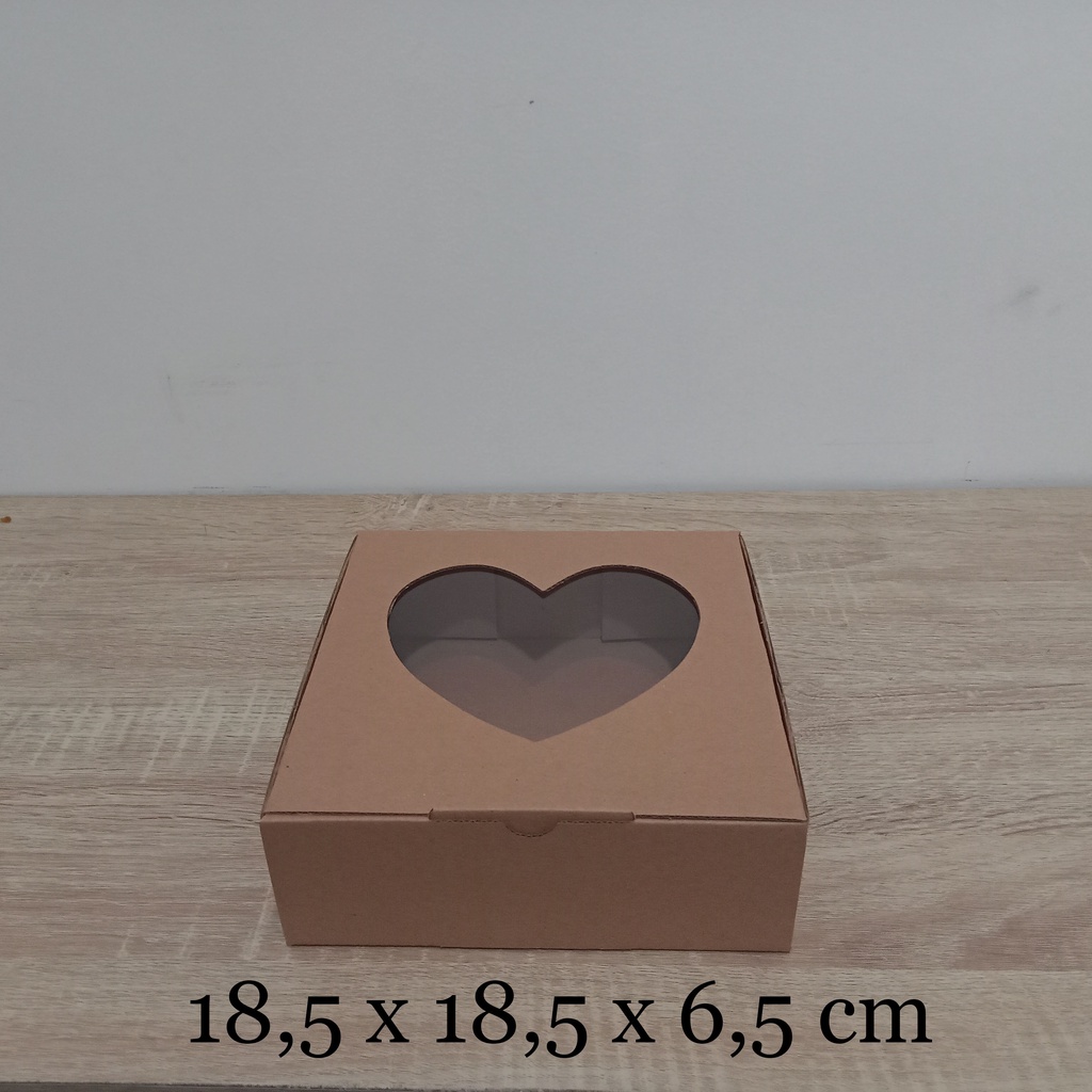 

Kardus Mika Hati / Love 18,5 x 18,5 x 6,5 cm... diecut, untuk kue dll