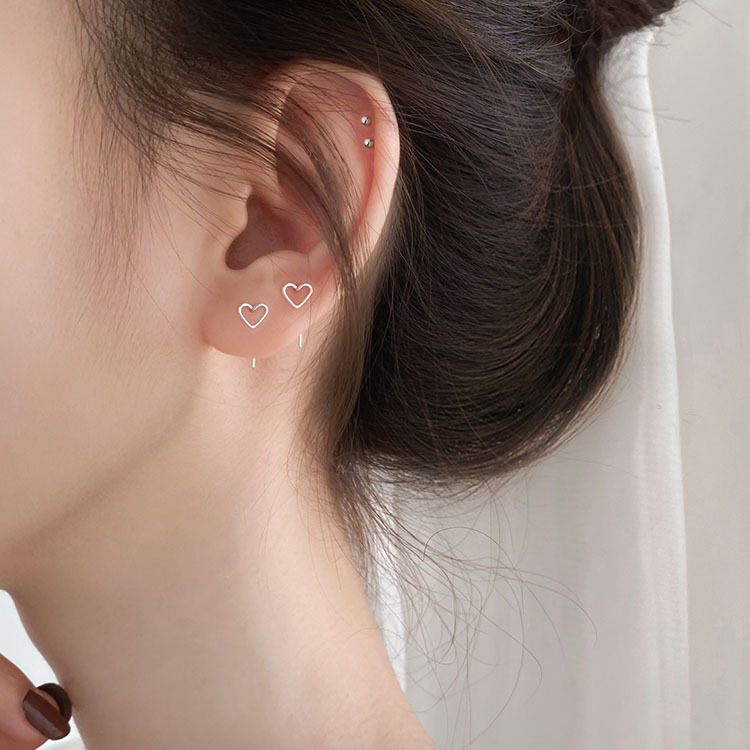 Anting Tusuk Motif Hati Hollow Ala Korea Untuk Wanita