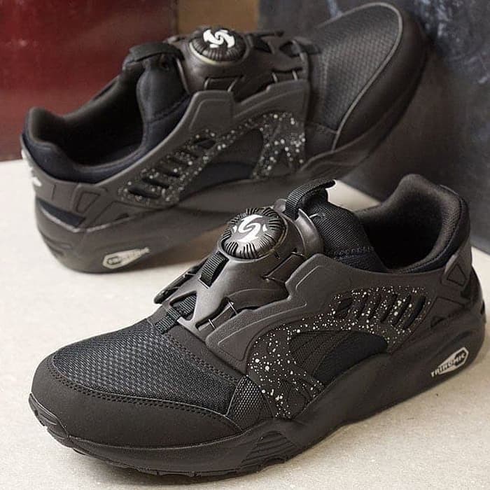 puma disc black and white