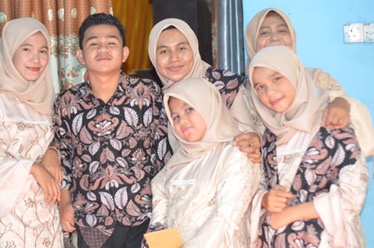 Sarimbit Setelan Batik Couple Andhara Brokat  Syari Modern Kekinian