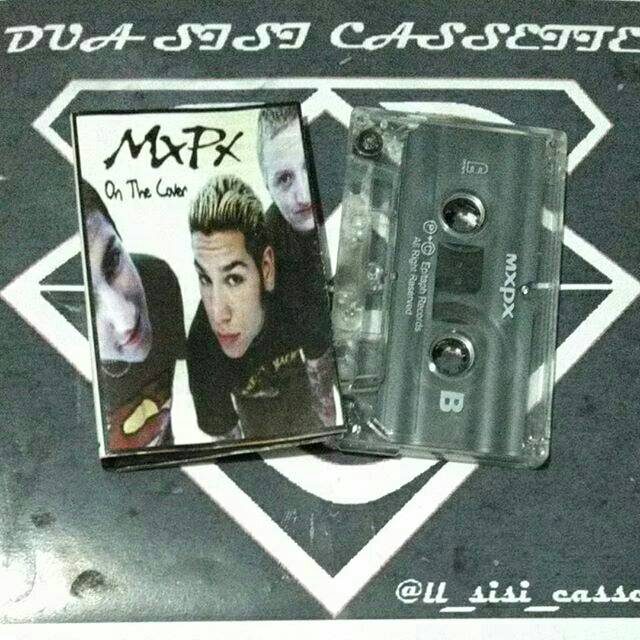 Kaset pita mxpx - on the lover