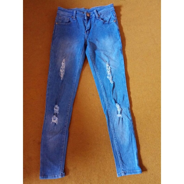 preloved celana jeans wanita | preloved celana ripped jeans wanita