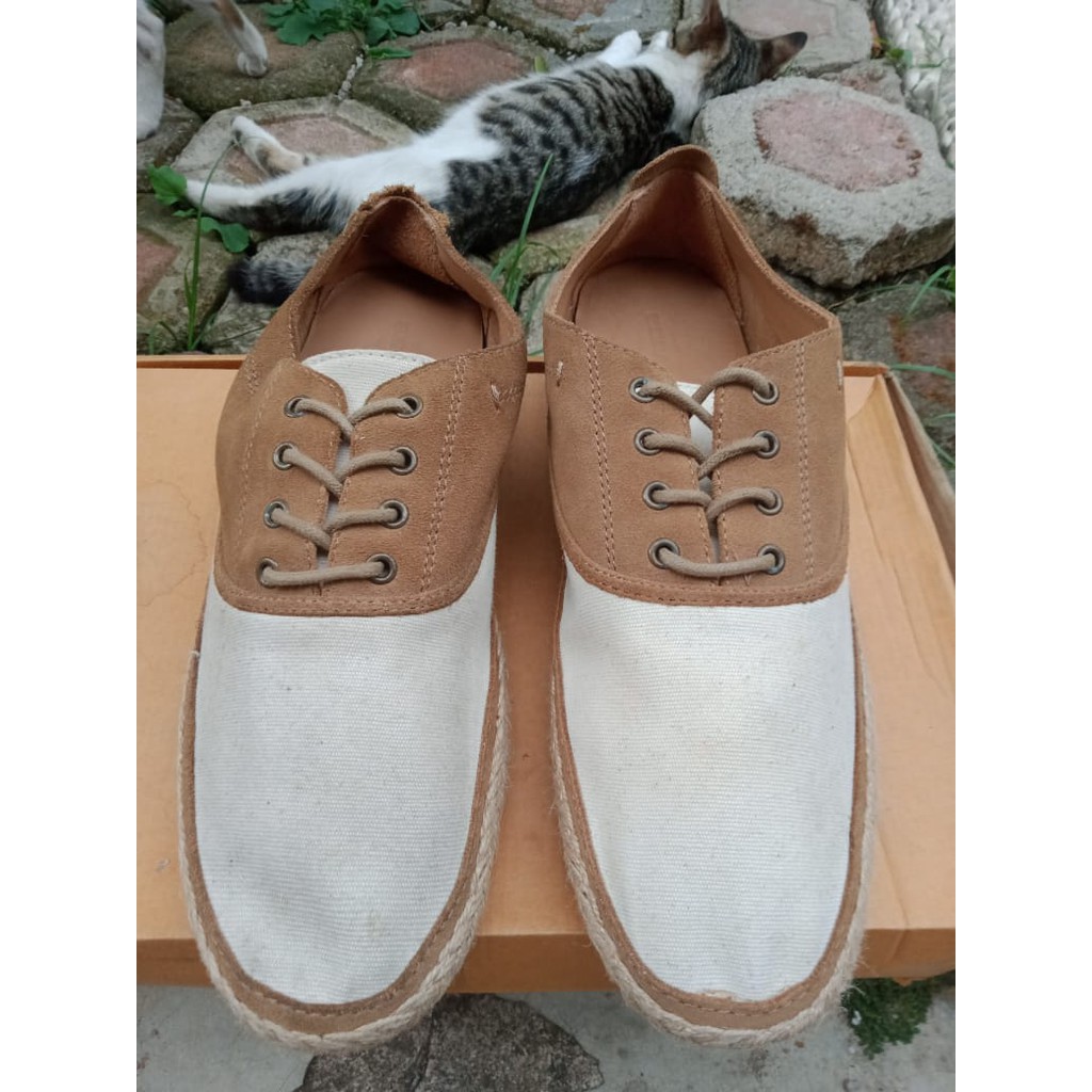 Sepatu Merk Sebago