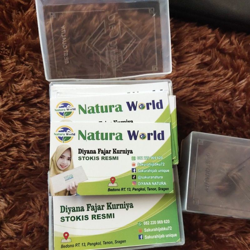 

Kartu nama Naturaworld