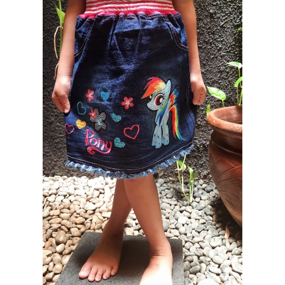 ROK PENDEK LEVIS ANAK 7-8 TAHUN STYLE KUDA PONY