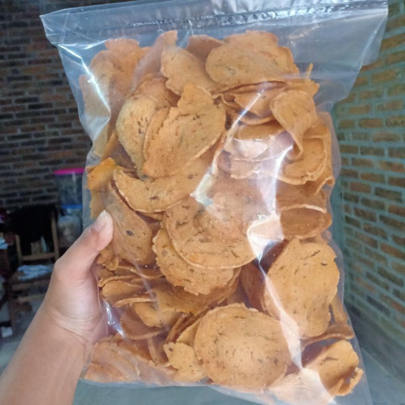 

KERUPIk BAKSO PEDAS / KERUPIK BAKSO ENAK