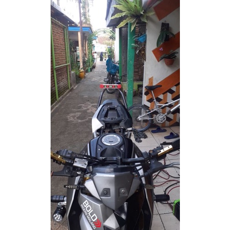 breket top box xabre