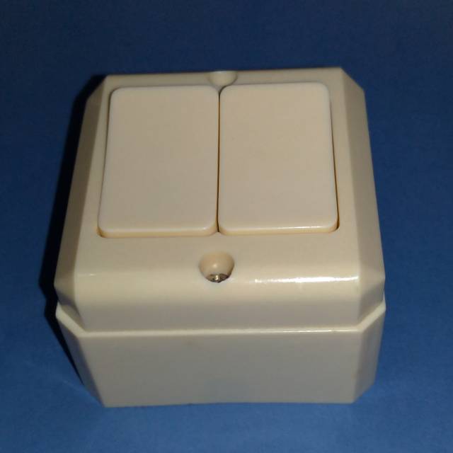 Saklar Seri Dua Double OB Timbul Omi