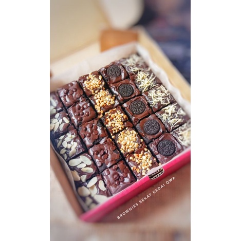 

Brownies Sekat size 20x20 by Kedai Qwa