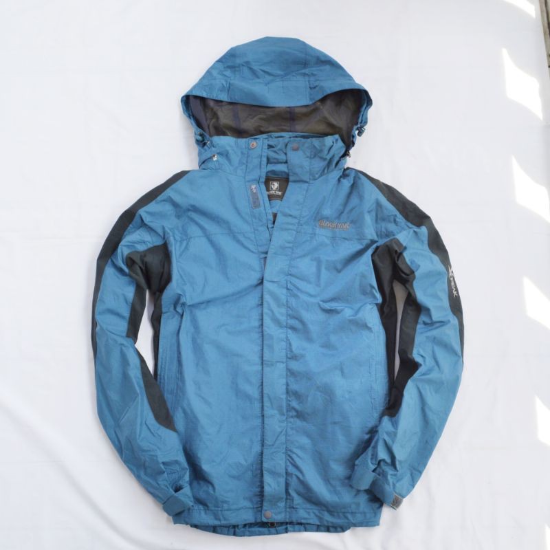 Jaket Outdoor Gunung Blackyak Xpeak Goretex XCR