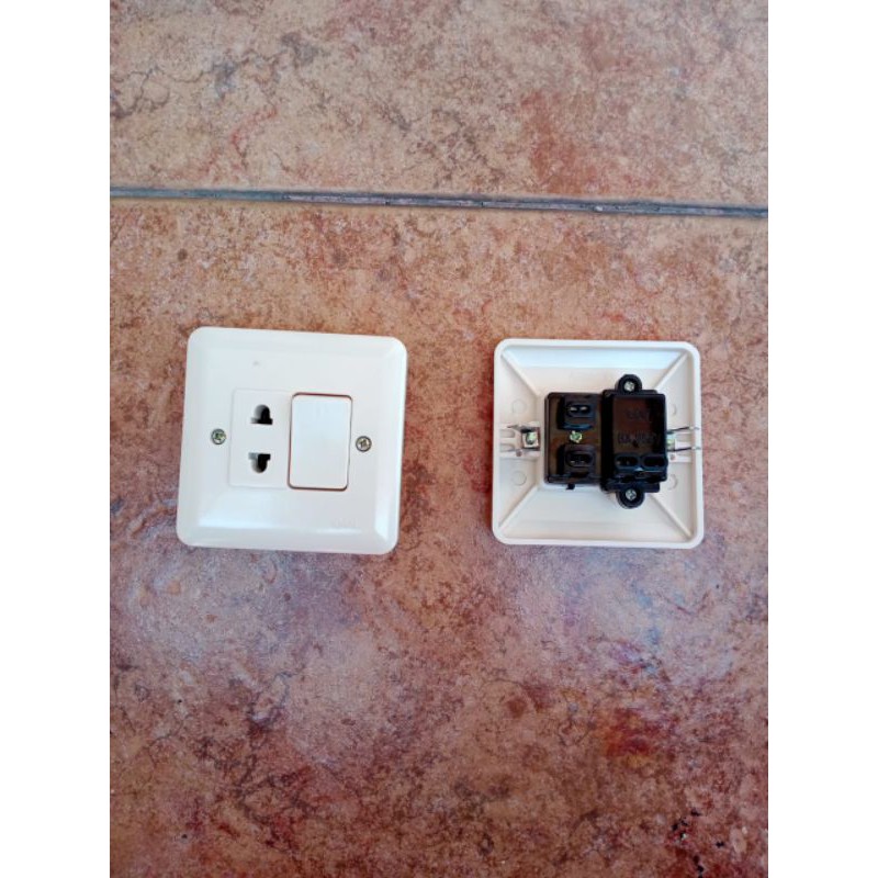 SAKLAR STOP KONTAK IB "OMI"