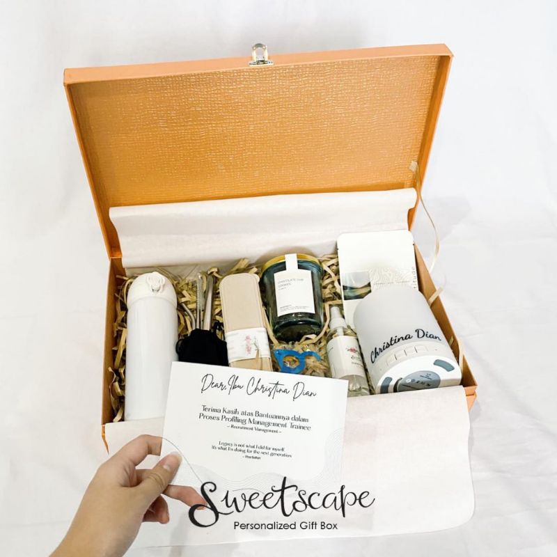 

Gift Box Package 246-Paket Hampers 246 - Hadiah Ulang Tahun Perusahaan