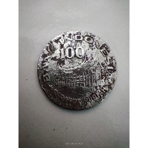 Uang koin Rp100