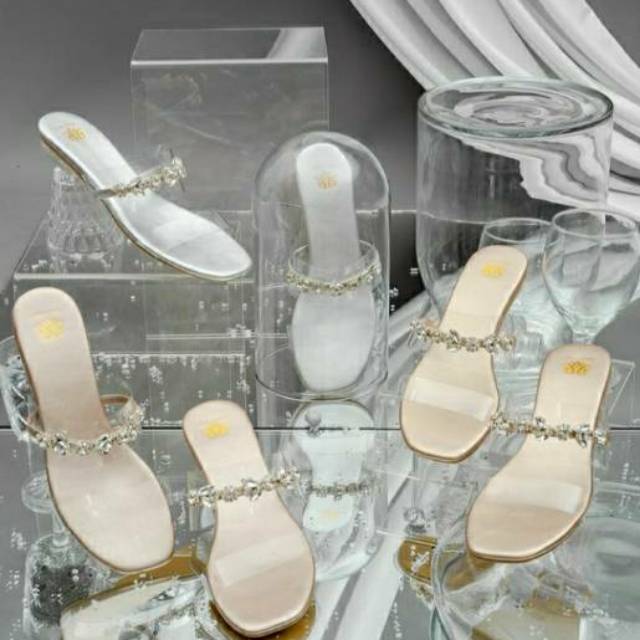 EMERALD SANDAL by LOCAL.ID