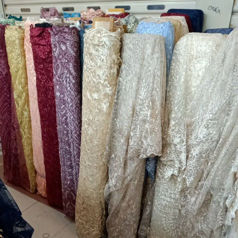 Harga per 1/2m Kain/bahan tille mutiara MOTIF PINGGIR MURAH (harga tertera per ½ m/50cm)