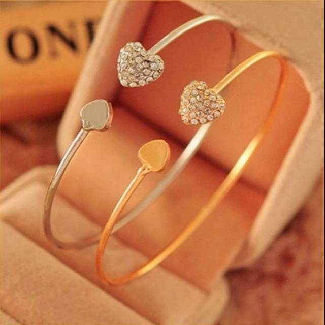 GELANG FASHION IMPORT KOREA STAINLESS BENTUK LOVE