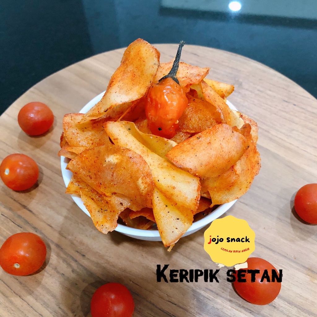 KRIPSET KERIPIK SETAN SUPER PEDAS KRIPIK BANDUNG GROSIR KILOAN TERMURAH CEMILAN SANTAI PEDES SNACK