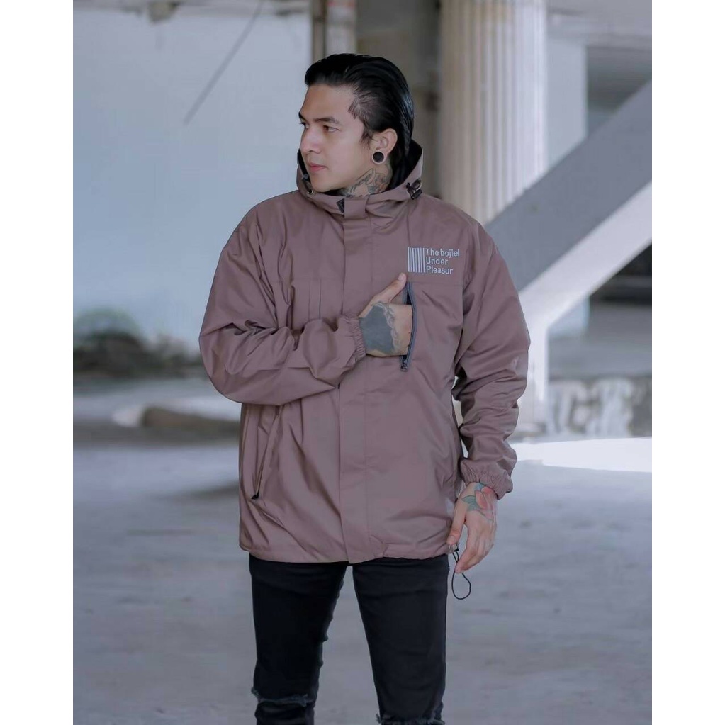 The Bojiel Pleasure - Jaket Outdoor Pria Jaket Parasut Jaket Outdoor Unisex Jaket Distro Jaket Gunung Moca