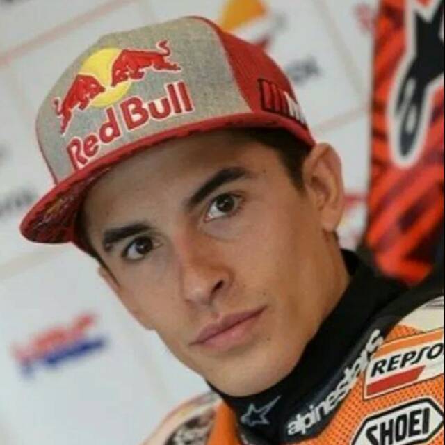 TOPI MOTOGP REDBULL RED MARC MARQUES 93
