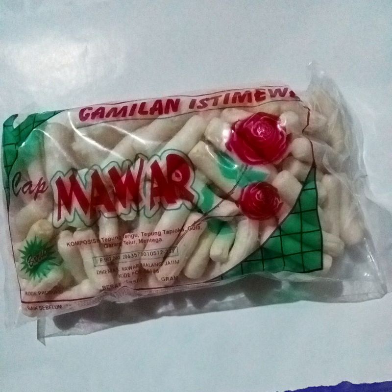 

Cemilan Kerupuk Stik Asin Mawar