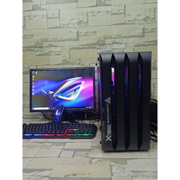 Pc gaming Core i7 2600 Ram 8 gb Vga 2 gb LED 19&quot;