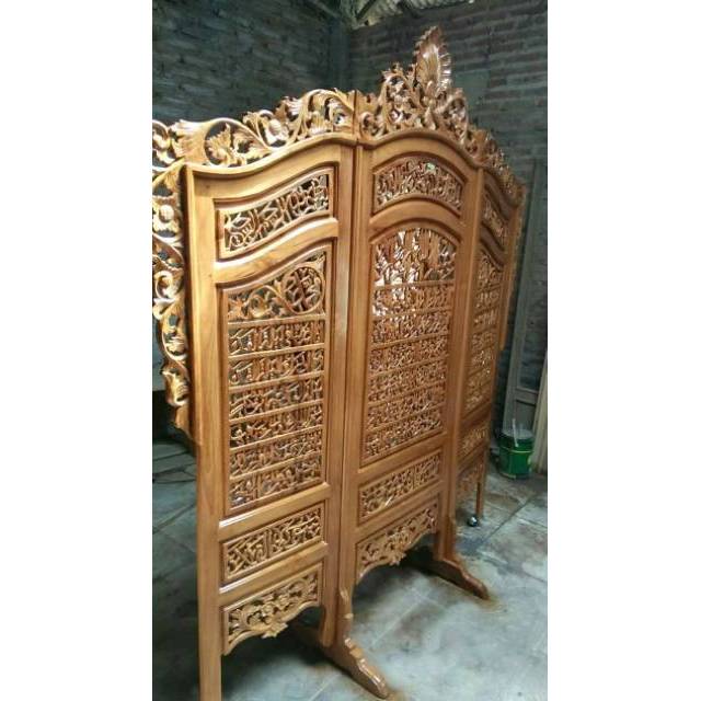 Penyekat ruangan kayu jati sketsel ruangan