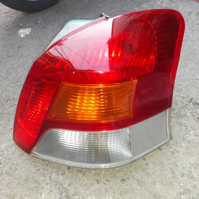 Stoplamp yaris 2010