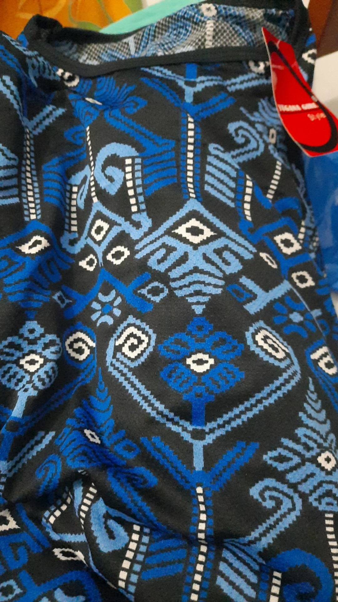 Monellina Lalika Kaos Batik Wanita Oversize Lengan Pendek