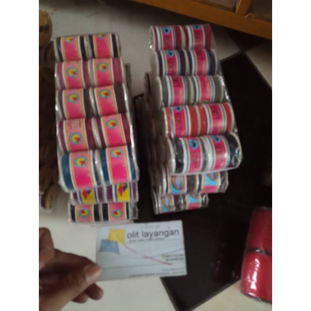 Gelasan Layangan 1 pak Cap Semut CK ukuran 500yards 1 Pak Isi 10 Olit