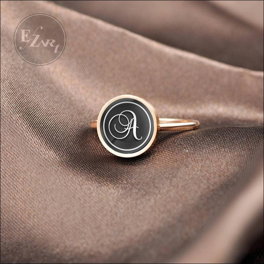 CINCIN CUSTOM HURUF INISIAL ROSE GOLD BULAT WARNA HITAM UNTUK WANITA BAHAN TITANIUM STEEL