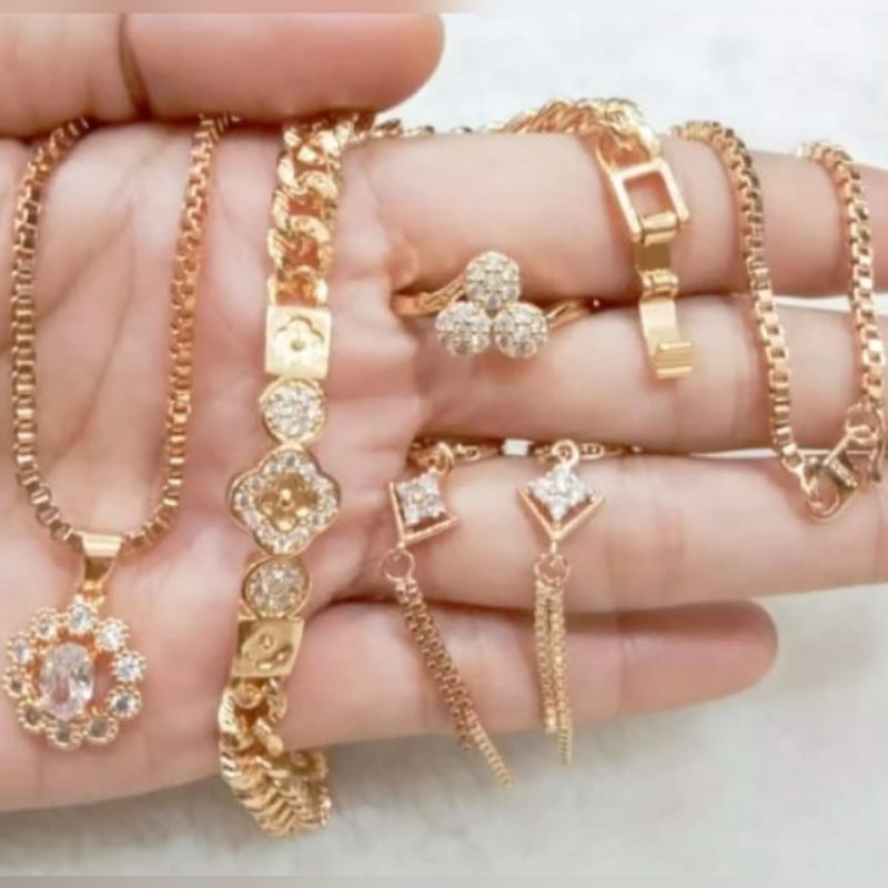 Perhiasan 1 set wanita dewasa 12