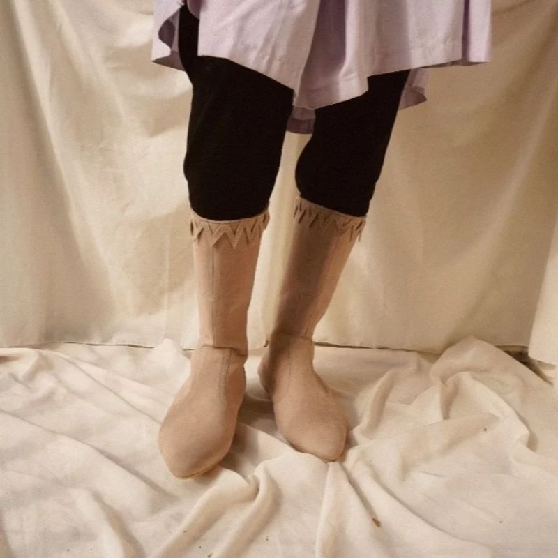 Boots Suede Lancip Warna Cream Size 41 | Sepatu Custom Preloved Bekas Second Original Adorable Proje