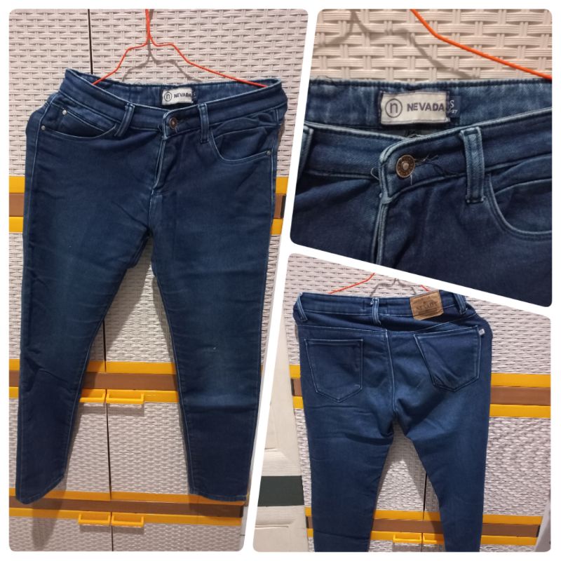 (PRELOVED) CELANA JEANS WANITA NEVADA