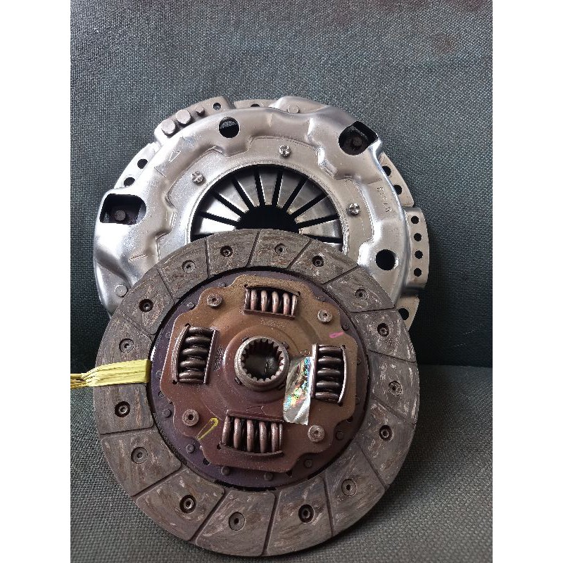 kampas kopling daihatsu zebra 1.3 espaz 1.3 set matahari