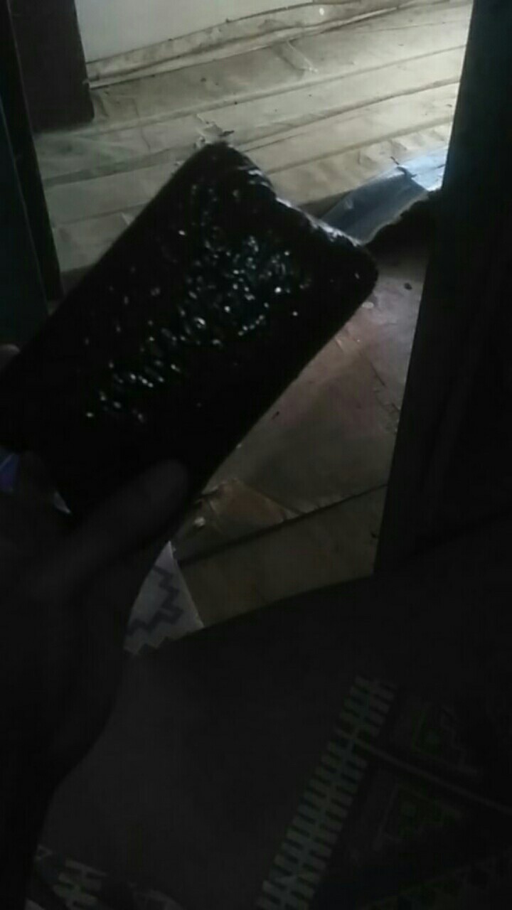 Grosir Bonda Lampu Bohlam Rgb Dengan Remote Control E27 5w - B5