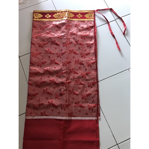 WASTRA SINGAPUR KALOKE MERAH MENARIK