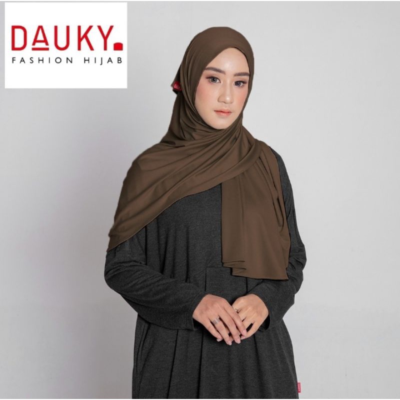 Dauky Hijab Pashmina Instan texture