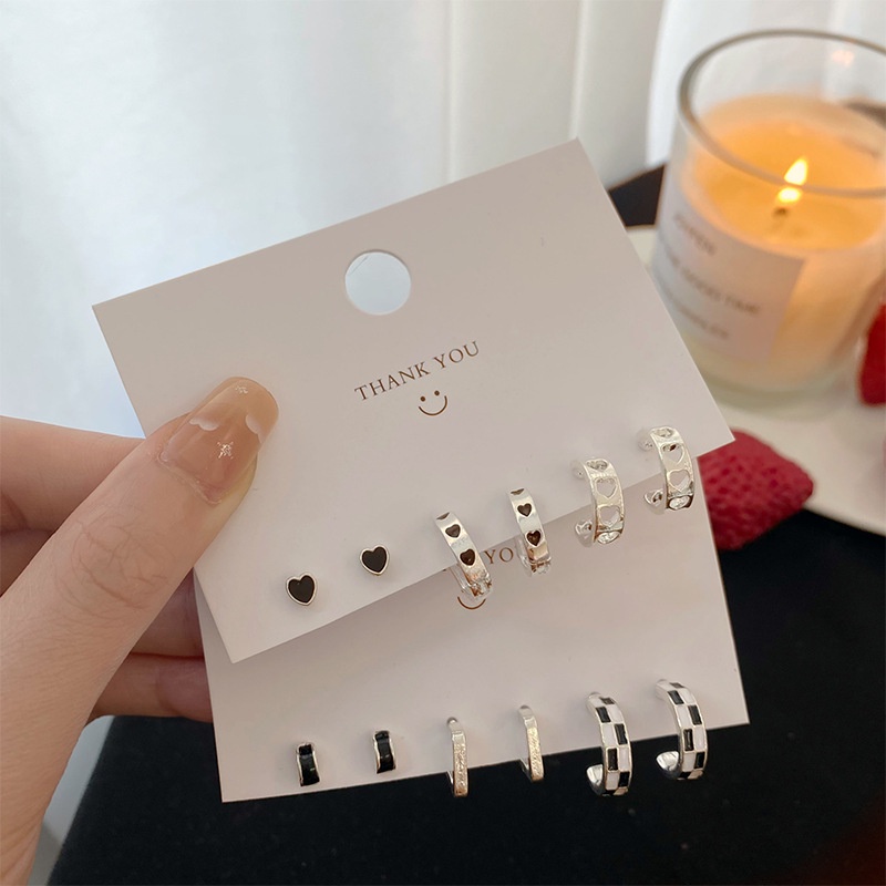 6pcs / Set Anting Hoop Bentuk Hati Bahan Alloy Untuk Wanita