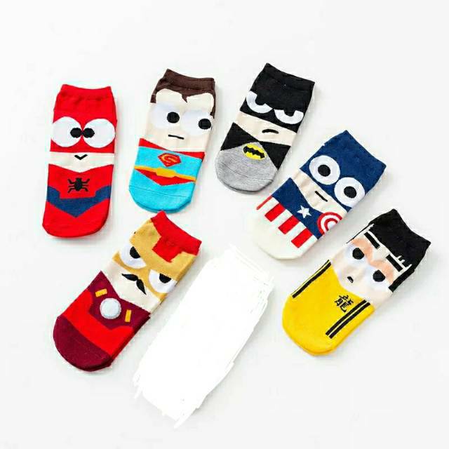 Kaos kaki superhero import dewasa