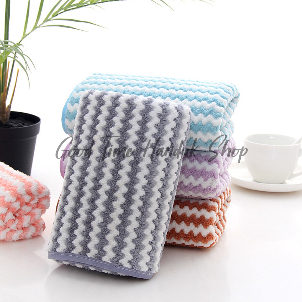 Handuk Mandi Dewasa / Anak Microfiber Motif Zig Zag 35x75cm / 50x100cm / 70x140cm Handuk Wajah Quick Dry Towel Serap Air