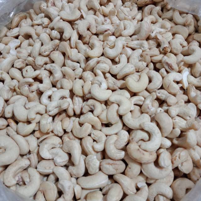 

Mete , mede, kacang mede (mentah)